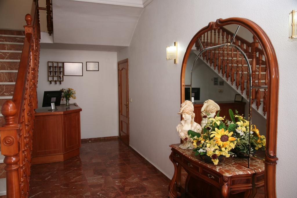 Hostal Santa Barbara Socuéllamos Dış mekan fotoğraf