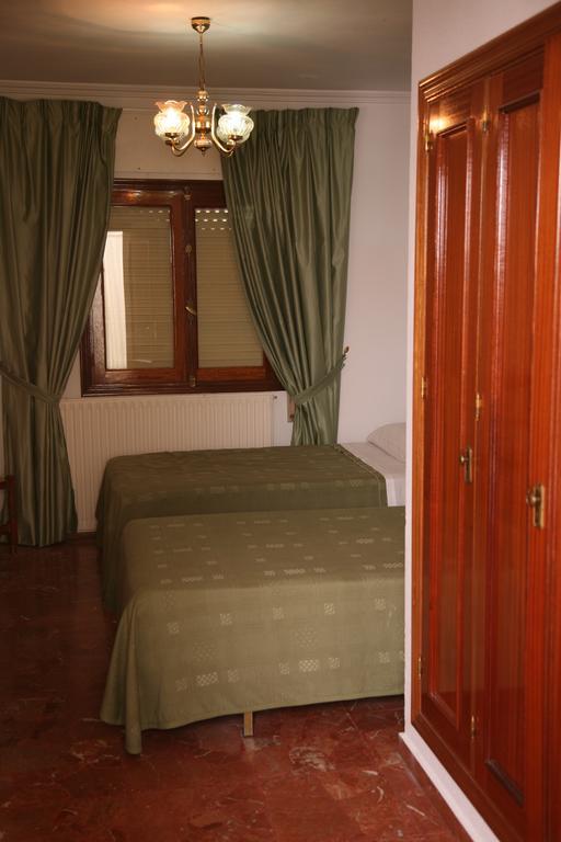 Hostal Santa Barbara Socuéllamos Dış mekan fotoğraf